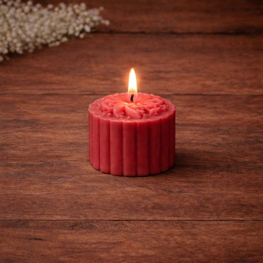 Cylindrical Pillar Candle – Leaf Design