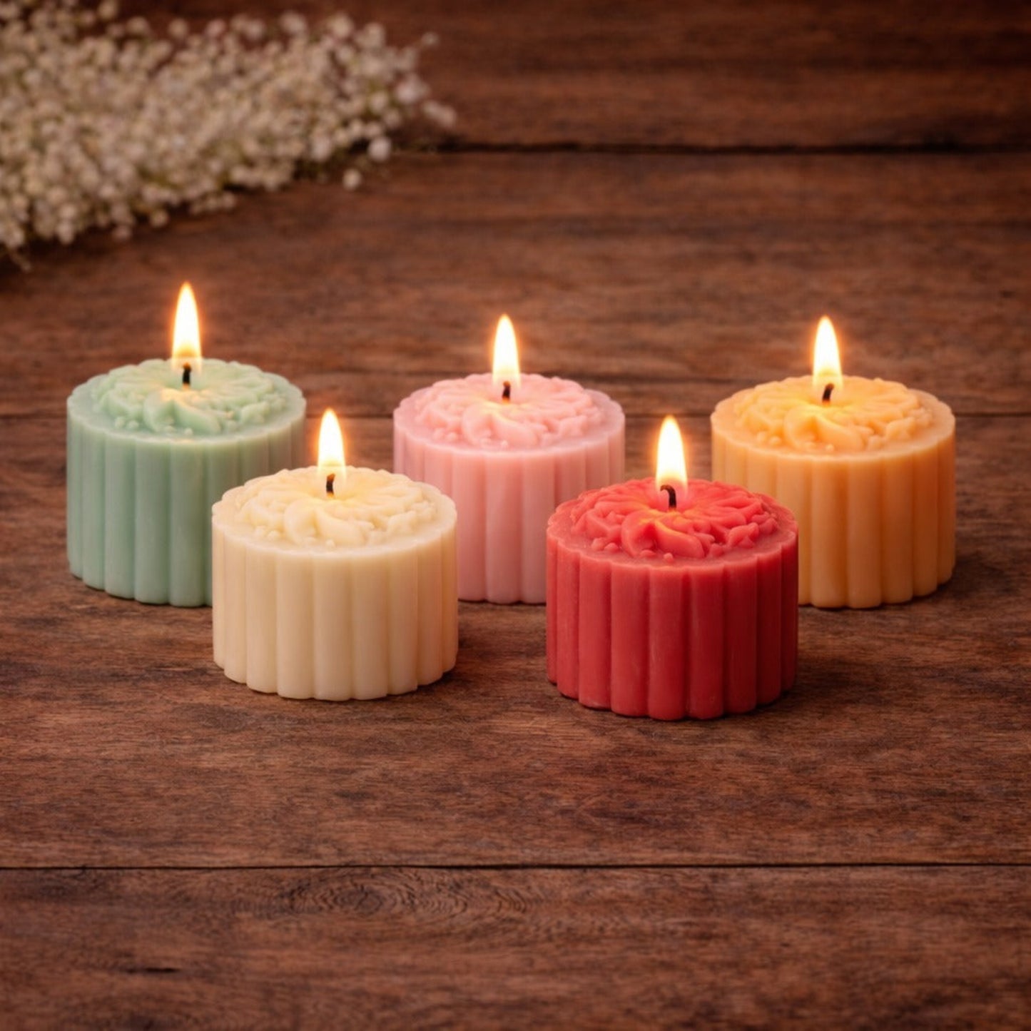 Cylindrical Pillar Candle – Leaf Design